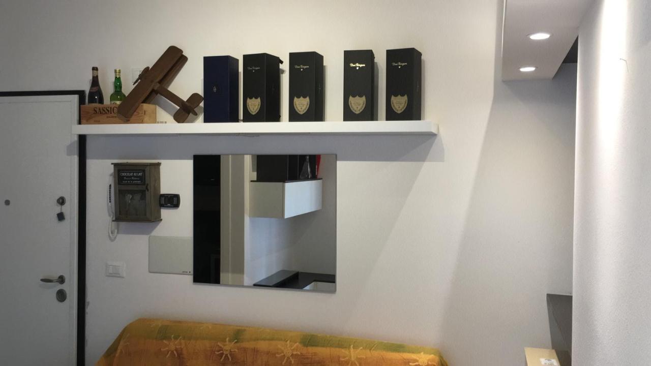 Little Secret Apartment By Wonderful Italy بولونيا المظهر الخارجي الصورة